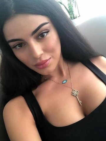 Николь